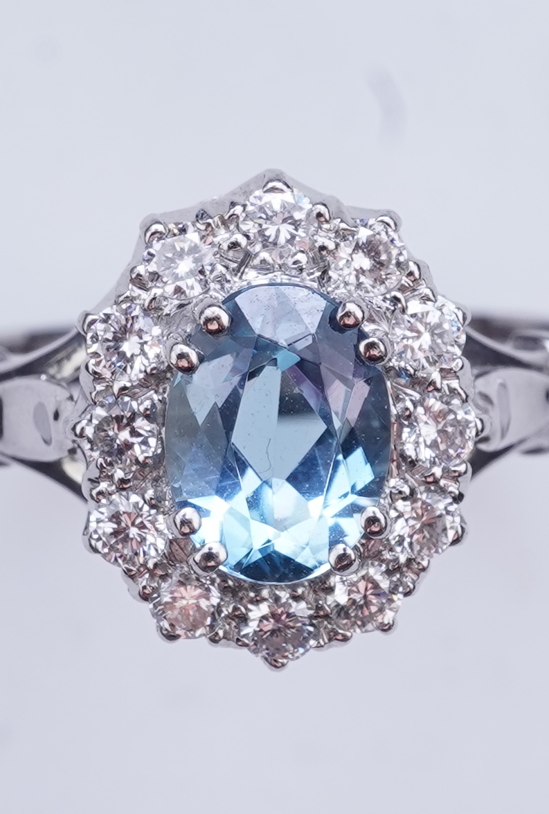 An aquamarine and diamond cluster ring